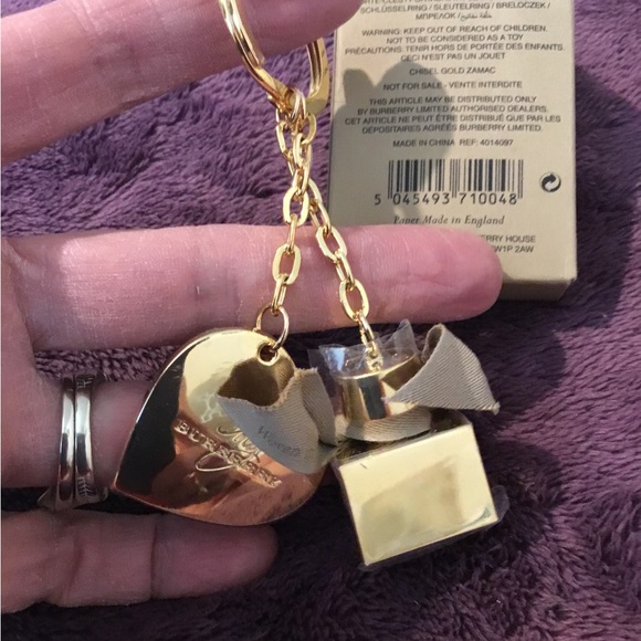 Authentic Burberry Herat & Perfume Bottle Keychain, NIB - Picture 7 of 13